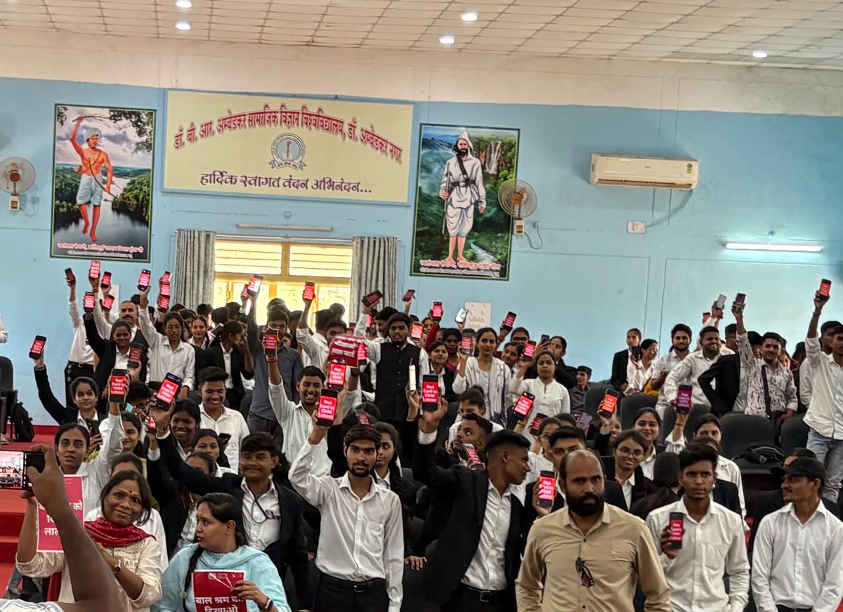 ILONewDelhi's tweet photo. On #WorldDayAgainstChildLabour, we witnessed inspiring action across India, with children, university students, government leaders, civil society, and social partners joining the ILO’s #RedCardToChildLabour campaign. #EndChildLabour https://t.co/DpcDbB5PIY