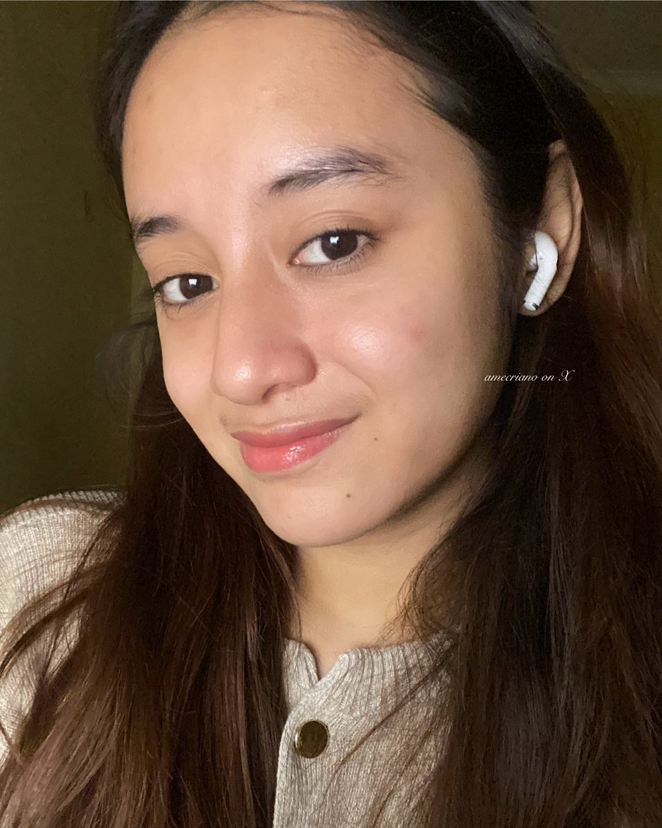 amecriano's tweet photo. guys siapa yang inget skincare “endog” viral ini? dulu waktu viral aku belom sempet kebeli and now finally aku cobain juga! 🤩🤍 https://t.co/rNF1sBOze9