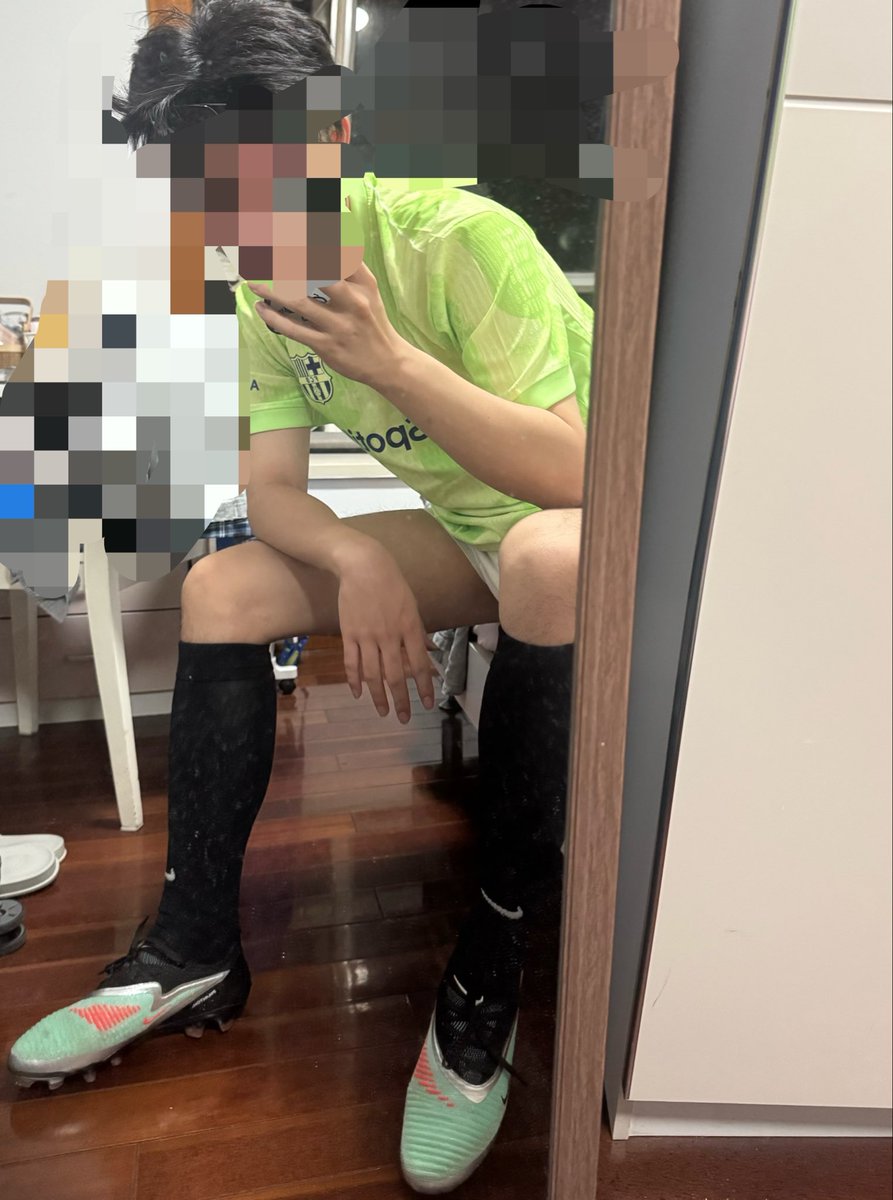 achuan557's tweet photo. 🤔趁室友不在家拿来用一下 https://t.co/yBQ3OKf1KY