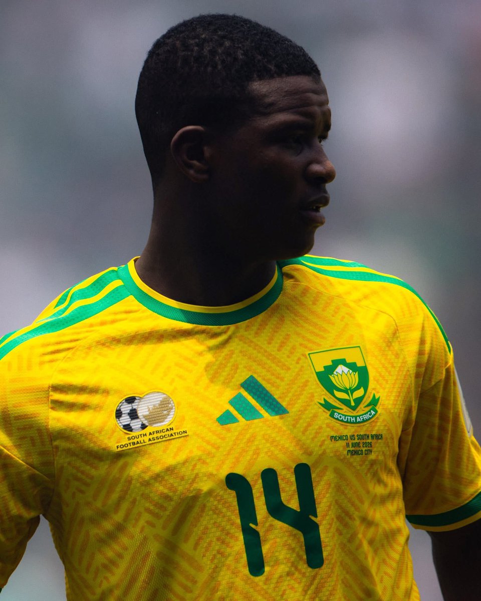 Auntydiski's tweet photo. I absolutely have no words to describe what a marvellous player TLB is ! Stage fright was found shaking ! He showed up when it mattered. He always does. WHAT A PERFORMANCE despite the results. https://t.co/1Y1aRIb2Oi