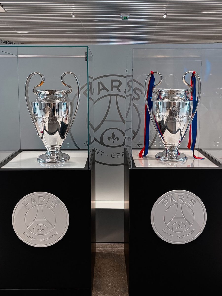 0SAPSG's tweet photo. بطولتي دوري ابطال اوروبا لـباريس في اخر ظهور!☝️💙 https://t.co/lvmoR6kLO4