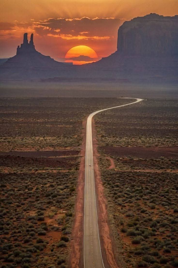 mcmarlyncris's tweet photo. @BlindadoGrupo1 #GRUPO🔝💕
12/06 #FelizViernes @47antua @AnaErbetta7614 @HectorGe04 @Jubileitor2016 @ejramol2014 @ejdc59 @Trevi88Mario @MariaTrerotola @Justiciaporalo @stellita_54 @cejulito1 @ValdezDuffau @culebraniche @DaniAlarconOk @daiana32542092 @dianadosanto @Patria_y_Dios https://t.co/om3mZyJvsp