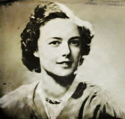 DrHelenFry's tweet photo. At just 16, Elsie Maréchal became an Allied secret agent and helped rescue hundreds of downed airmen.

Betrayed and arrested, she endured brutal Gestapo beatings in a Brussels prison, yet never broke or betrayed her network.

She and her mother survived three years in Ravensbrück.

We remember her courage: