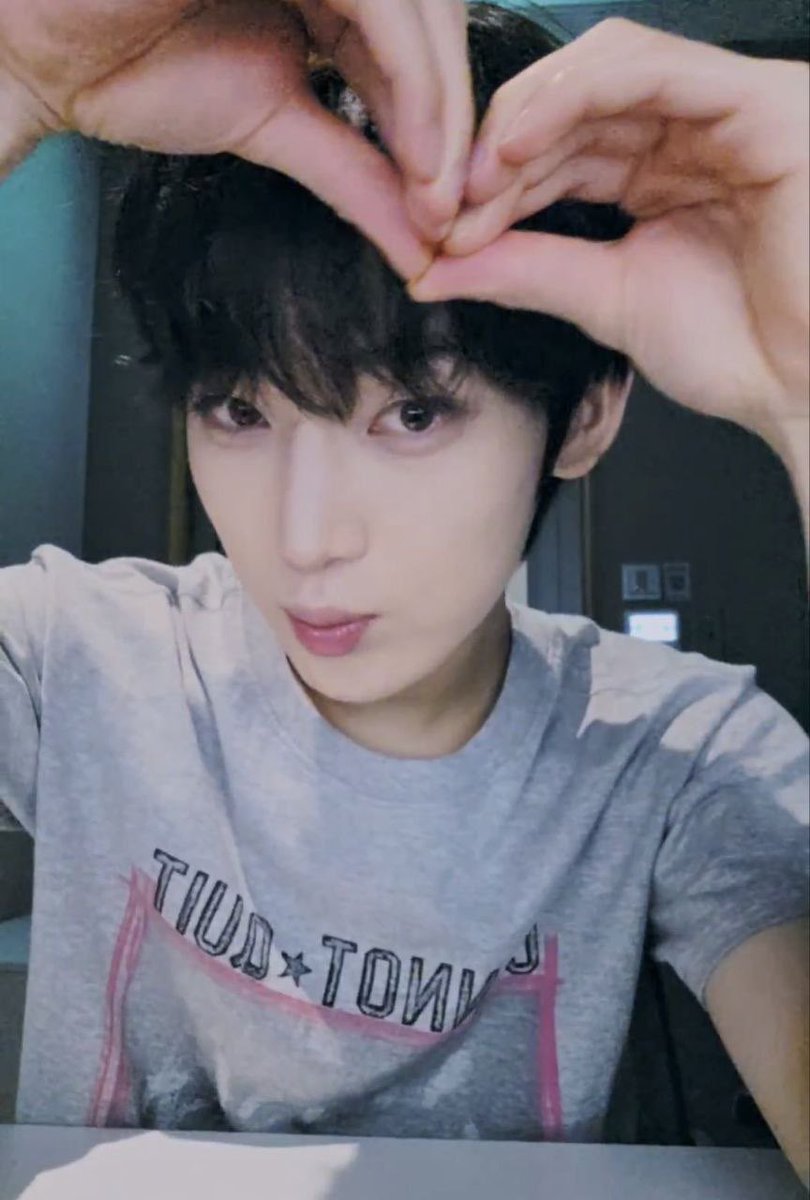 Ddeonux4sz's tweet photo. Good morning can i get some
tags over here https://t.co/N4etaoPR2y