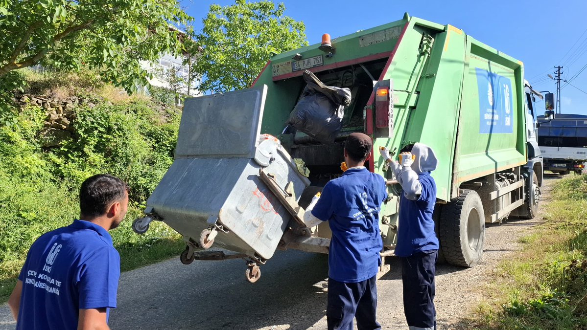 SafakBasa's tweet photo. İstanbul’a su temin ettiğimiz havzalarımızda temizlik çalışmalarımız devam ediyor. Çevre Koruma ve Kontrol Dairesi ekiplerimizle ISTRANCA su havzasındaki yerleşim yerlerinde kapsamlı bir temizlik çalışması yapıldı. Lütfen su havzalarımızı kirletmeyelim. https://t.co/Sy36LRkpSq