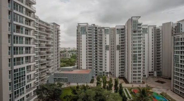 property_always's tweet photo. 5.4 lakh homes set for delivery in 2026, supply disruptions may derail timelines: Report

https://t.co/4lsLOFz2OU https://t.co/QKQMvfc9UP