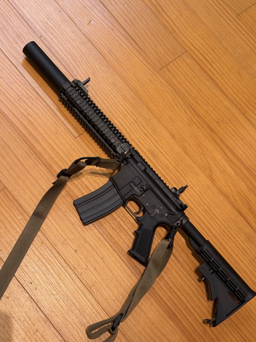 sharkneko's tweet photo. evoltに次世代mk18のレイルを移植 https://t.co/8Sqp9dXW6e