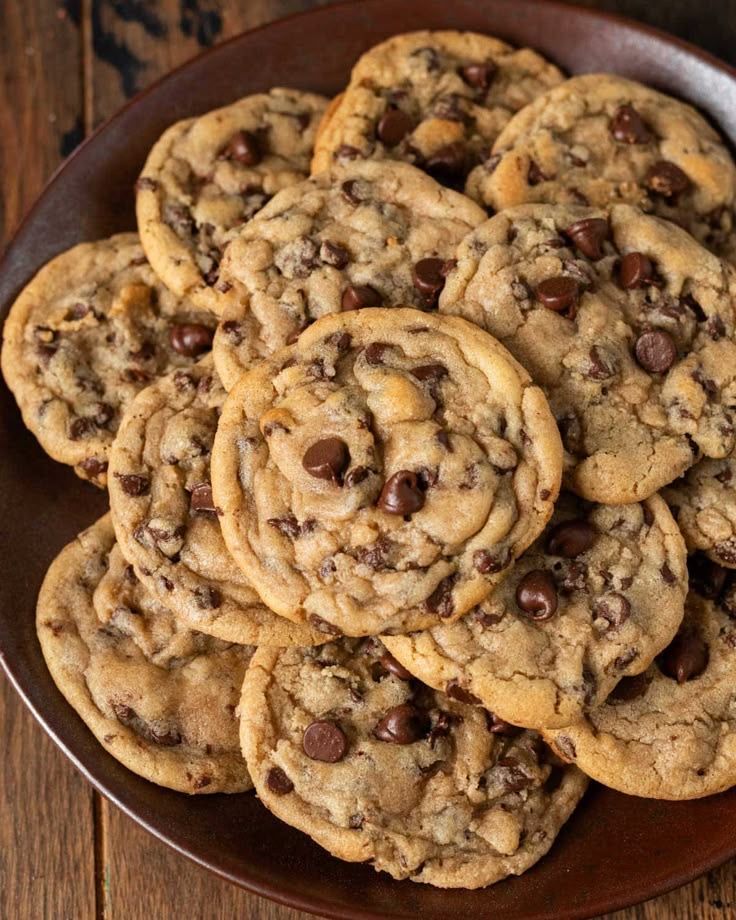 BilyaminuZainab's tweet photo. Adulthood teaches you to keep going; through traffic, deadlines, heartbreaks etc. Our cookies can fix all that by giving you a moment of comfort. 
They are; indulgent reminders that you deserve small joys too. Crisp edges, soft centres, loaded with goodness in every bite.
2k Each https://t.co/ICydJHPqug