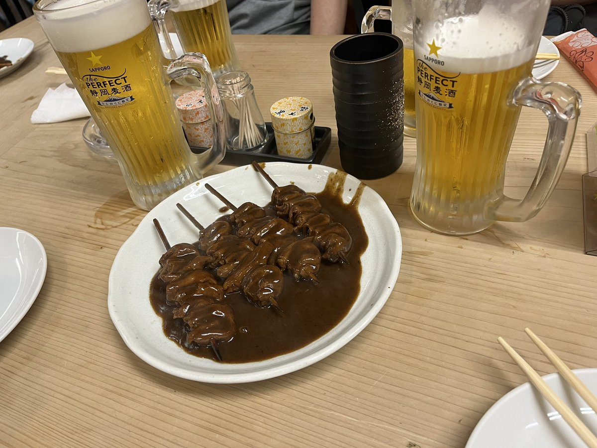 y9228357sam's tweet photo. 呪術の薄い本の傾向がわかんないけど過去の経験上固定されてないCP達は左右違いだったり
妄想次第で無限
呪術でも死ぬほど色んなバージョンがありそうでこの沼は容易に踏み込んではならない気がして来た

関係ないモツのカレー煮を貼る↓人気なので開店30分で完売 https://t.co/TpYEhS9jU0