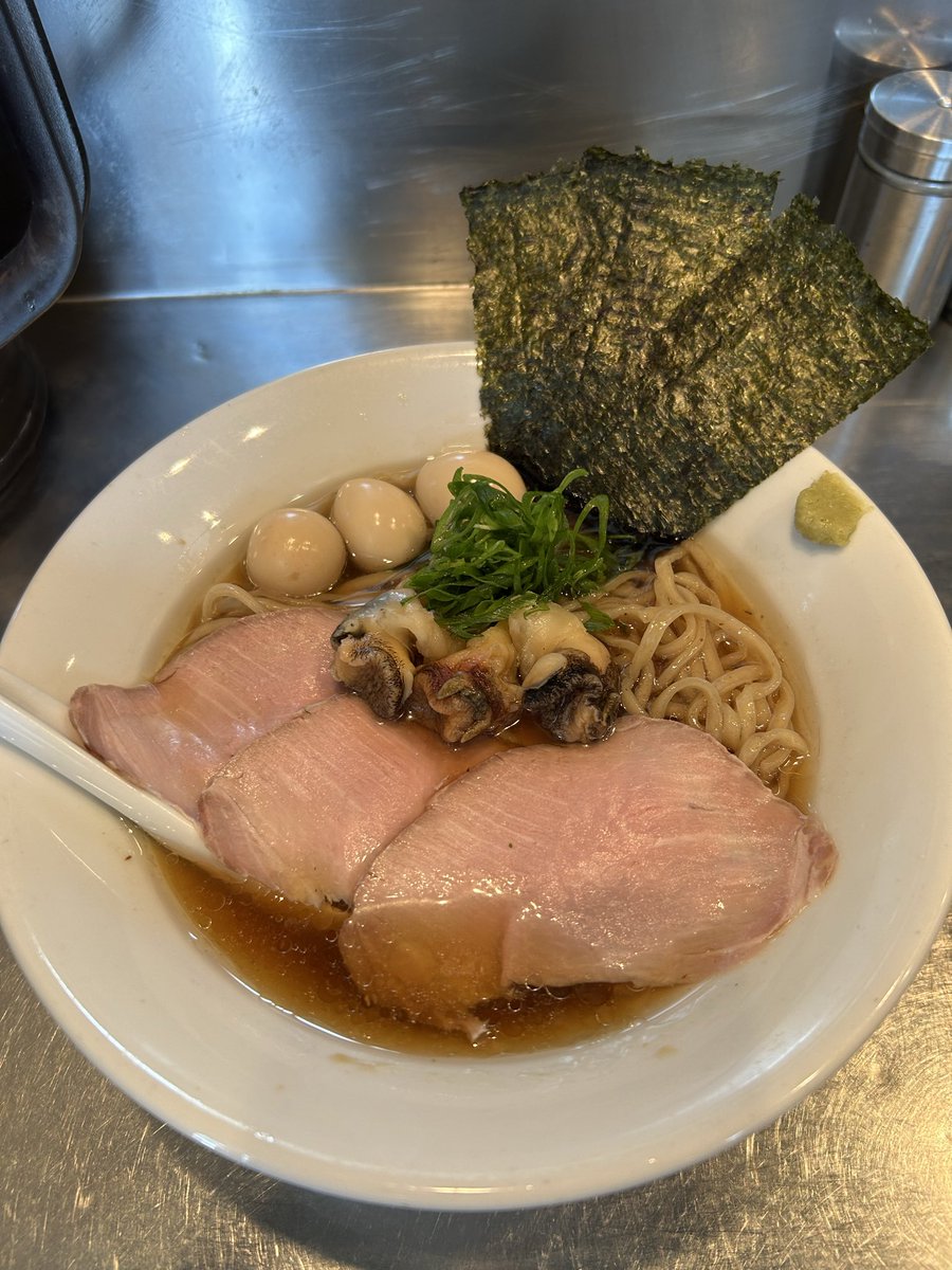 weminind's tweet photo. さん���行きました。
雲丹とめちゃ迷って貝にしました！
昼間は暑くて冷やし日和でした。
美味しかった！ https://t.co/suNAKBqD3c
