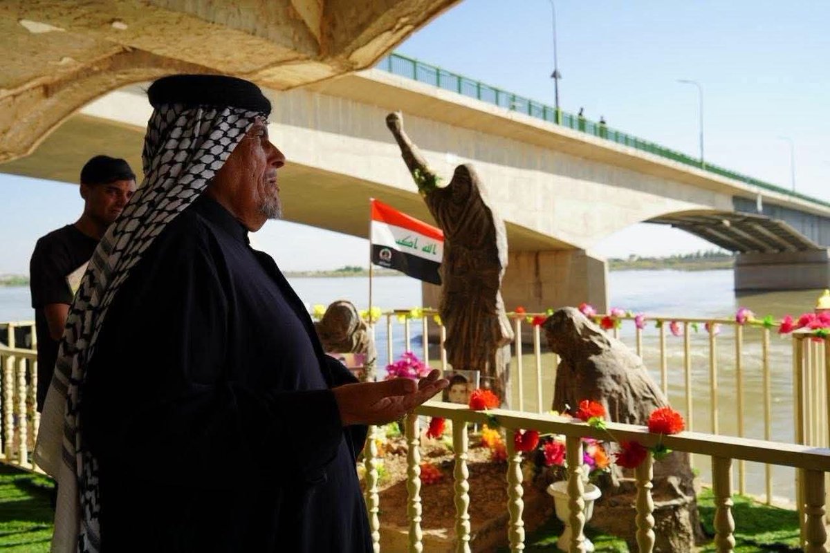 AlshiblyZaid's tweet photo. يا دجلة الخير ..

ابنائك على ضفافك ليس بخير .. 💔

#سبايكر_جريمة_العصر 
#سبايكر_مجزرة_تكريت https://t.co/AQDpW4zMnM
