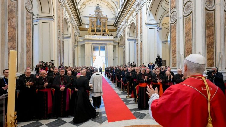 FrUgochukwu's tweet photo. Pope Leo to priests for the feast of the Sacred Heart -

"The world greatly needs pastors who offer more than simply words or programs; it needs the living witness of a reconciled heart that exudes the sweet fragrance of Christ’s holiness." https://t.co/So7ayWMyrt