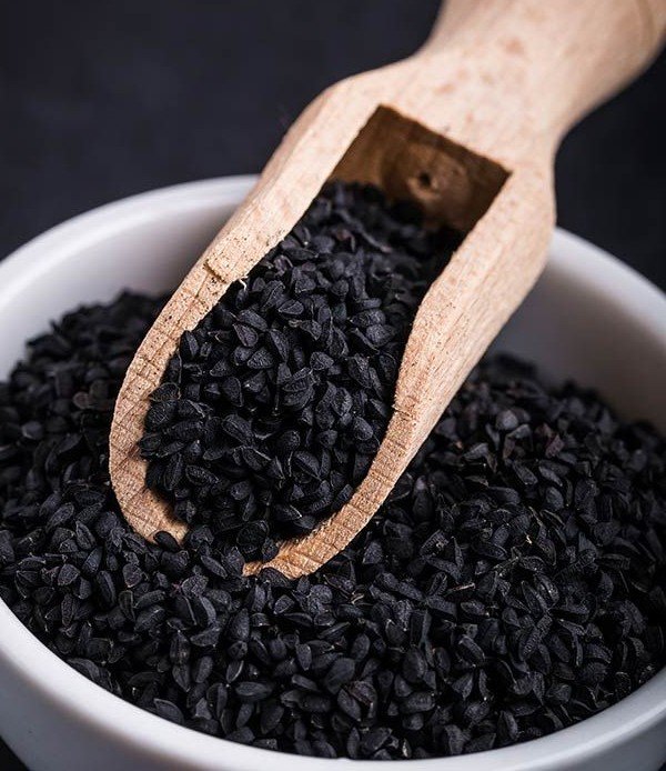 Alghurabaaaaaa's tweet photo. The Prophet ﷺ said;

"In the black seed there is healing for every disease except death.” https://t.co/TVOVasaSir