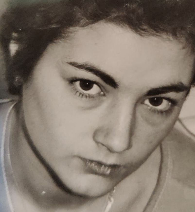 nikadubrovsky's tweet photo. When my mother was pregnant with me, everyone promised her that the shape of her belly guaranteed a boy. I was supposed to be named Dima Dubrovsky, and when a girl was born, the family was so thrown off they couldn't come up with a name for me for a while. 
Later I often heard from my father: "if only I had a son, I'd teach him..." and I tried to fix this awkward situation as best I could — fighting boys, jumping off garage roofs. Sometimes I managed to earn an affectionate "you're our little tomboy" from my father.
Now I know that these behavioral skills turned out to be the most useful thing I picked up as a kid. Geography or botany one can catch up on later — but a social role of a "girl," once drilled into you, doesn't undo.
When later on I met (and joined) a Russian feminist artists' group, it turned out many of us, had each, in their own way, been a boy as a kid — so that later — so that later we could demand a different social status, for ourselves and others, than the one assigned to us.
and I always sought solidarity with women. the role model for boys was male friendship — the three musketeers and all that — while girls, from earliest childhood, were offered endless beauty pageants instead.