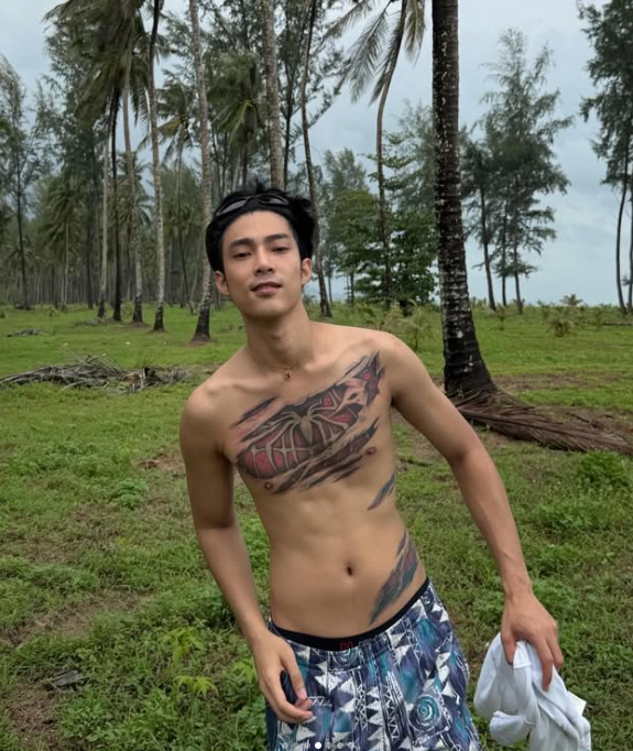 NexusGrim85's tweet photo. ปอมปาร์คเกอร์ 
เต็มๆ  เข้ากลุ่ม  @jimahh
https://t.co/vfHWf2SO1s https://t.co/SGwU0QuJmA