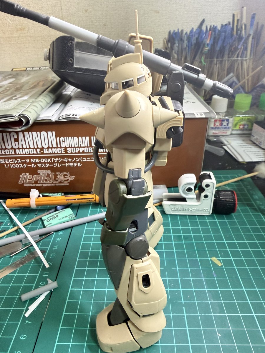 mikenekomoderu's tweet photo. #ジオン建国記念ザクコラボ2026 
MGザクキャノン(UC版)
引き続き進捗

モノアイスリットに0.5mmのプラ板を仕込んでみました…良いんだけどもう一声な感じもします…少し置いて再度確認してみます。 https://t.co/pXjODsmgQb