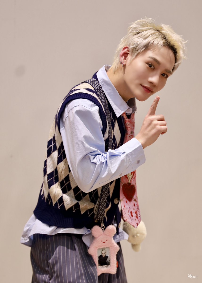 Kao_sleeper's tweet photo. 260208 RISINGSTAR 팬사인회

#WAKER #웨이커 #ウェイカー
#세범 #SEBUM #セボム https://t.co/GGa0JlqtAl