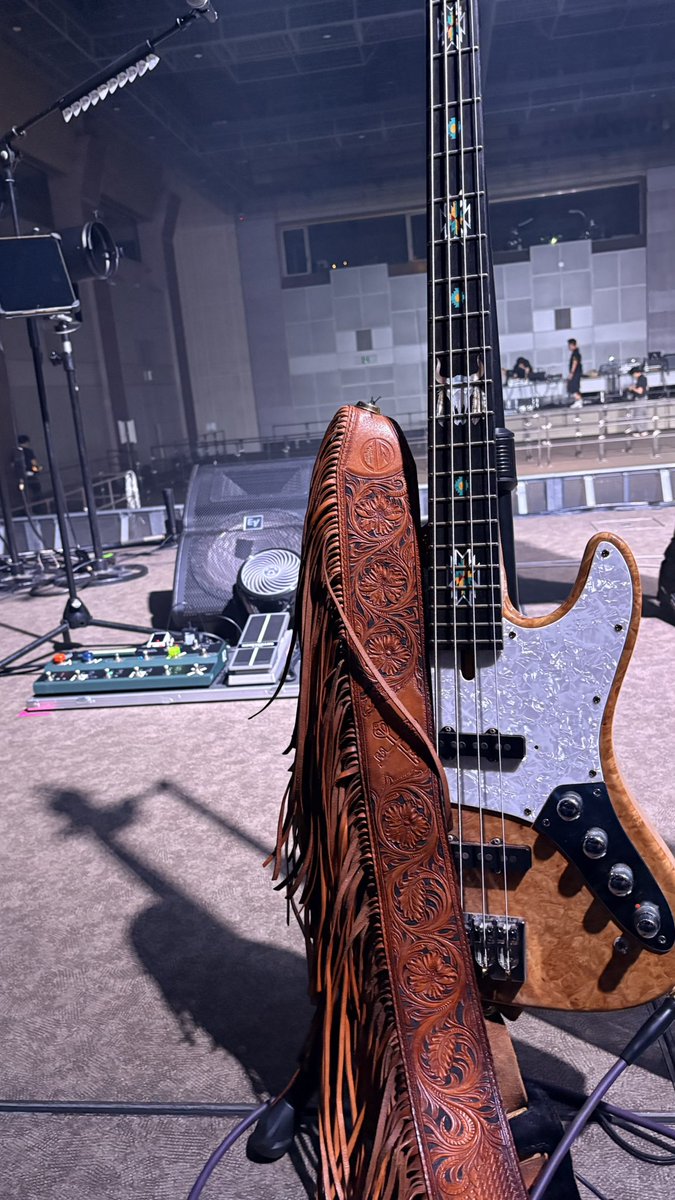 AkihitoTokunaga's tweet photo. フェスでした‼️「PEACE  STOCK 80' HIROSHIMA 2026 」DAY1

FIELD OF VIEWバンドでベースを弾かせていただきました‼︎楽しかった〜‼️
ありがとうございました。

戦後80年、広島からの平和の祭典。
世界中の人たちの心の中が平和と共にありますように🙏

#PEACESTOCK #FIELD_OF_VIEW https://t.co/VO0gQBetne