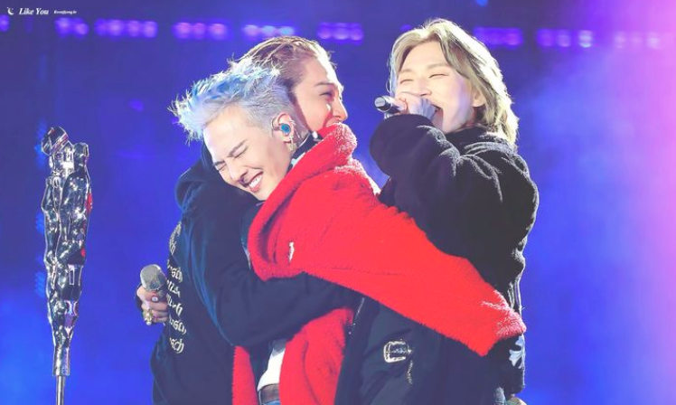 AboutMusicYT's tweet photo. BIGBANG is reportedly preparing to release new music this summer ahead of their upcoming world tour. https://t.co/G1gPbSqlnW