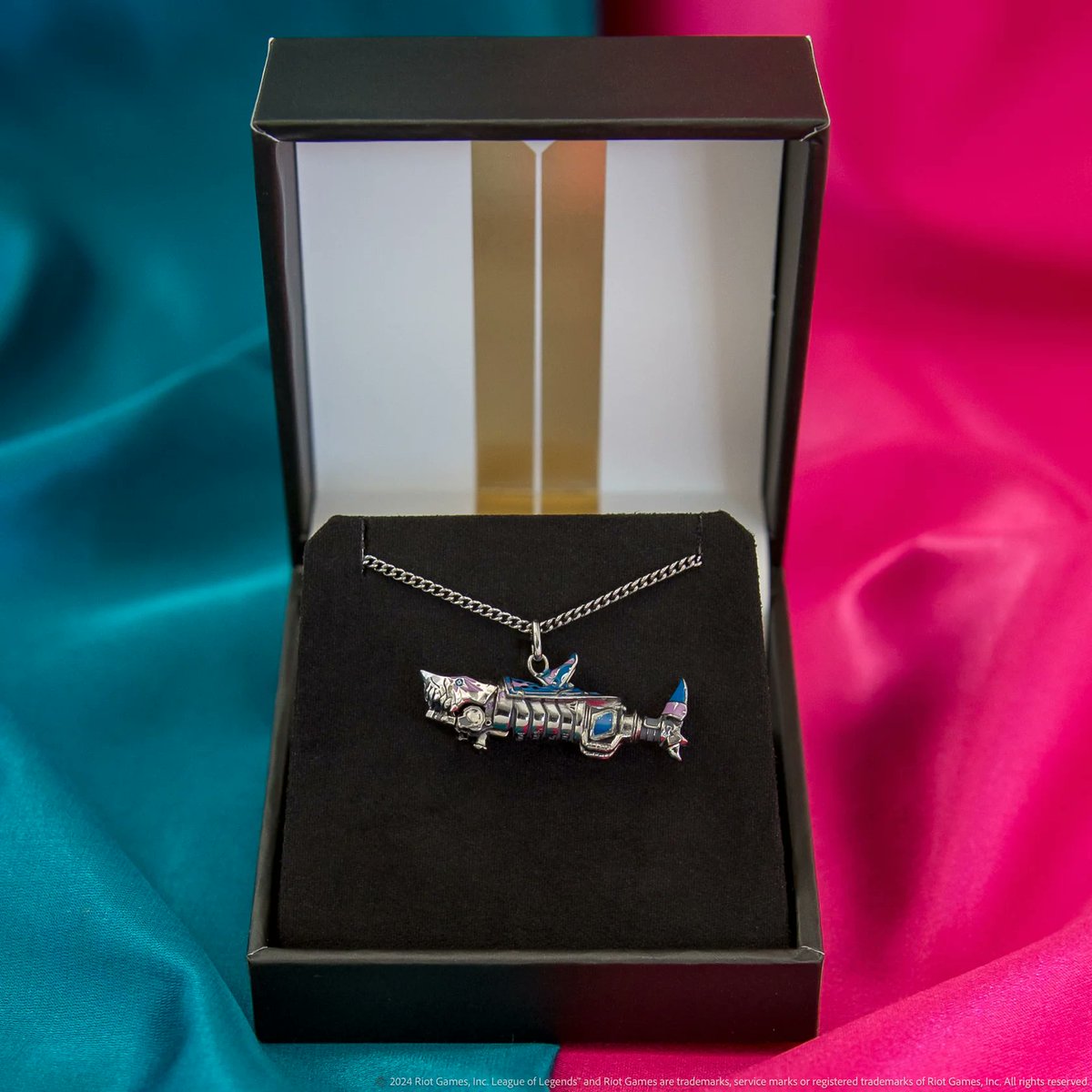 PichujpLi1y's tweet photo. 【Arcane公式アクセサリーが登場】

・ARCANE フィッシュボーン ネックレス
¥19,700

・ARCANE ジンクス メカニカル モンキー ネックレス
¥28,000

『Arcane』に登場したジンクスの象徴的なアイテムがアクセサリー化。 https://t.co/Bmyn2Yob3J