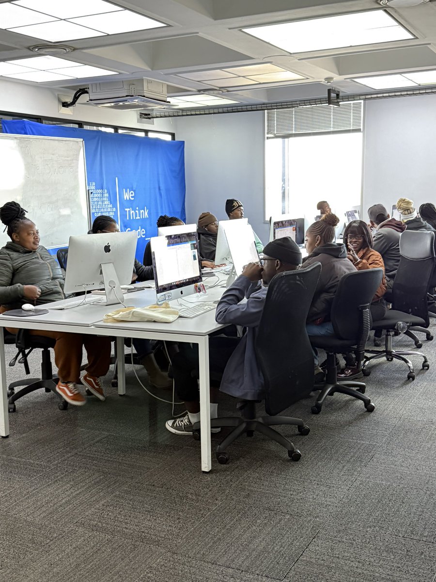 5FM's tweet photo. ๐ You thought we done?
The energy continues at the Code Youth Bootcamp as @lulaodiba, host of #5Drive 12โ3, joins us live from the campus in Rosebank! ๐๐ป
More conversations, more inspiration, and more future tech talent in action. โจ
#CodeYouth #YouthMonth #5FM https://t.co/ZKh6hhPdI4