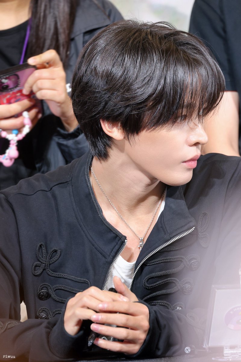 kur1uve's tweet photo. 끄으으으으응 너무좋아... https://t.co/g7z2tLAnRw