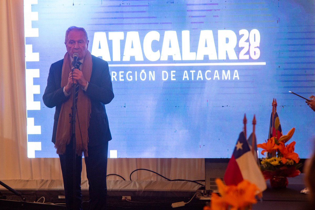 rrdusso's tweet photo. Nos reunimos autoridades de los gobiernos nacionales de Argentina y Chile, mandatarios de las provincias de la macroregión y, fundamentalmente, referentes de la actividad privada en logística, transporte, minería, cultura, turismo y economía. https://t.co/zwkBFAighT