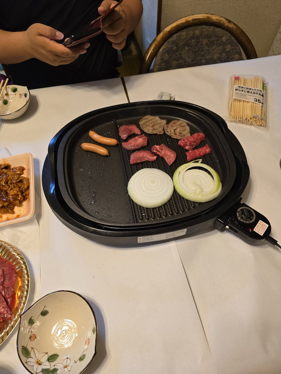 MDR12417's tweet photo. 今日の夕飯は家焼き肉😋 https://t.co/q5uERusOWz