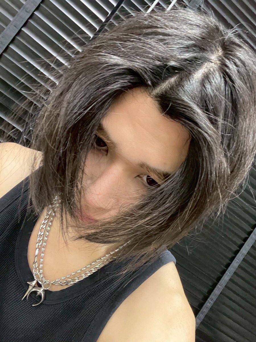 oneoreight__'s tweet photo. 前髪を切るべきか，迷ってるの巻

#RYOTA #ONEOREIGHT #1OR8 https://t.co/aGeMFgtzjo