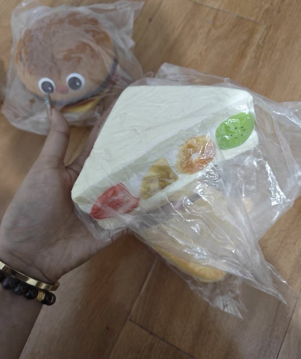 kur0mitlee's tweet photo. ᓚ₍⑅^..^₎ pre china | ไม่พร้อมส่ง 

สกุชชี่ mido กองเหมา🫖

4 Prices ୨୧ : 990฿

꒰ มัดจำ 60% ꒱

🩰รวมส่ง | รอสินค้า 7 - 14 วัน

#สกุชชี่ #ตลาดนัดสกุชชี่ #พรีออเดอร์ https://t.co/Fdy3KwHSxq