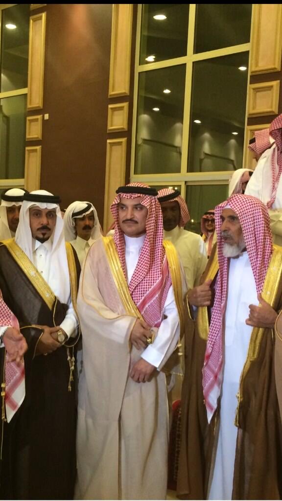 M_1_al's tweet photo. الغطغط دارنا وابن حميد ابونا😂
#كديميسات
#موروث_عتيبة https://t.co/Bsi8a67rD7