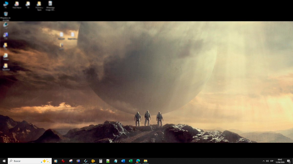 Hydorn74's tweet photo. @DestinyTheGame Thanks, @DestinyTheGame 
but this one has been with me on my work PC since 2019 🫶 https://t.co/6LjHYcI4bD