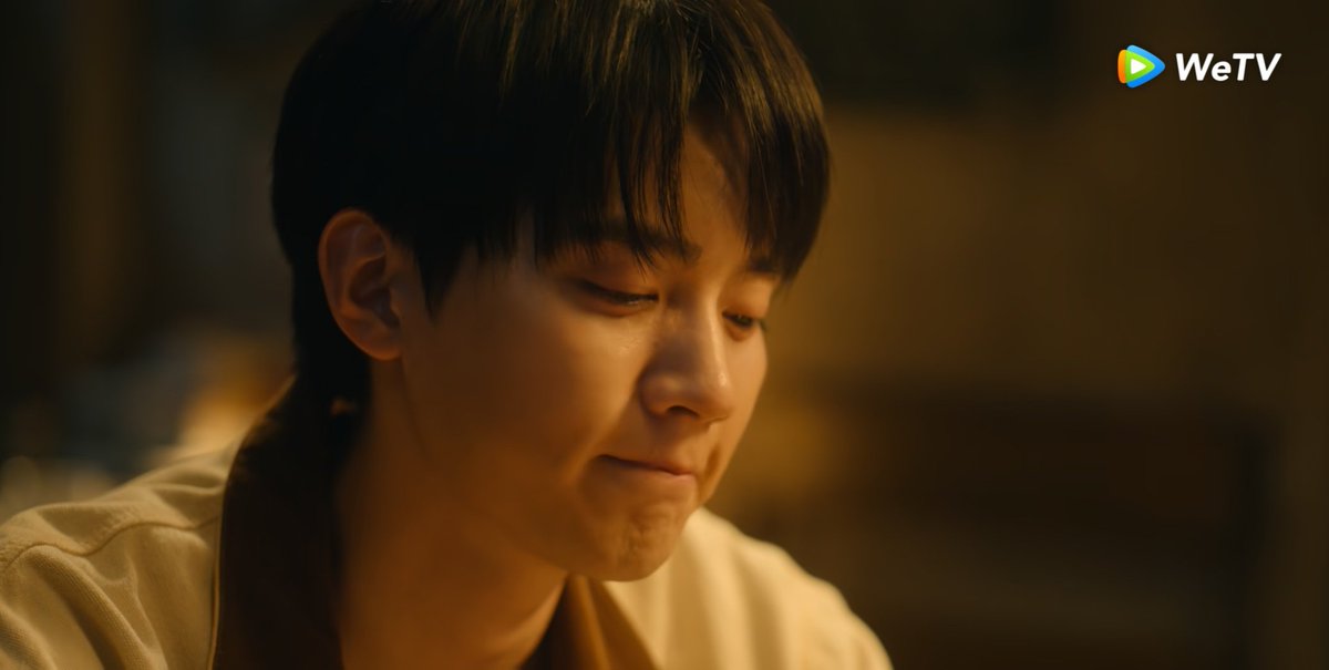 Clover_tz's tweet photo. 아쉰 행복하자 https://t.co/qFoqqStfCb