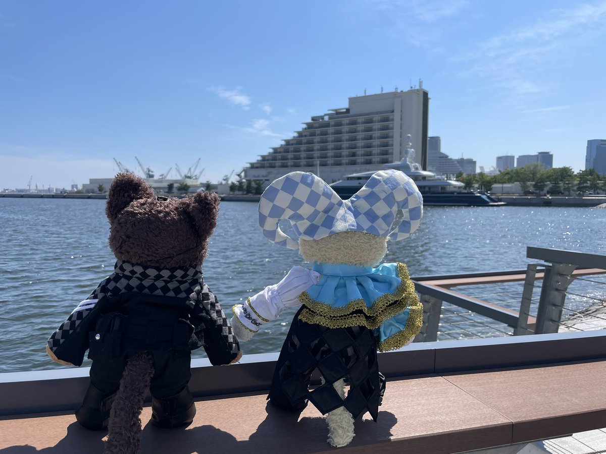 kaze0613's tweet photo. ホテルに着いたので今日の記念写真📸

カミュも引けたのでとっても楽しかった(≧∇≦) https://t.co/jL3cc0zg80