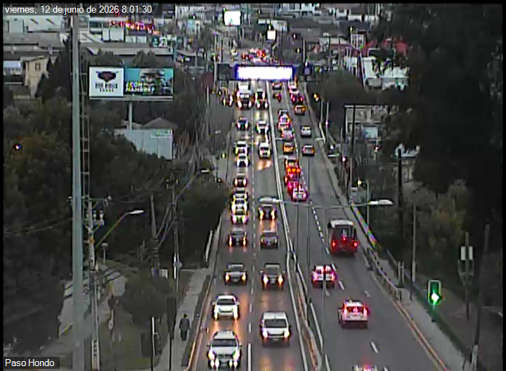 TTIValparaiso's tweet photo. Ahora (08:03) Alto flujo vehicular en Av Los Carrera, sector Paso Hondo #Quilpué, en ambos sentidos. Alto flujo vehicular en Condell Sur en dirección a Los Carrera. Tránsito normal en Camino Troncal en ambos sentidos https://t.co/TTG7riS6QL