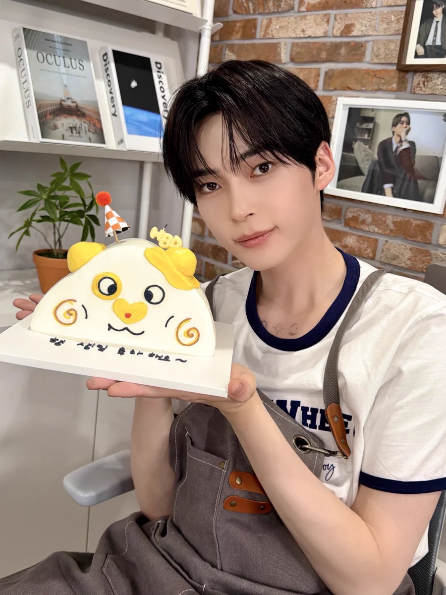 ハンビン ギフト センパ 성한빈 誕生日 トレカ ソンハンビン ZB1 ギフト センパ 성한빈 誕生日 パーティートレカ ソンハンビン ZB1
