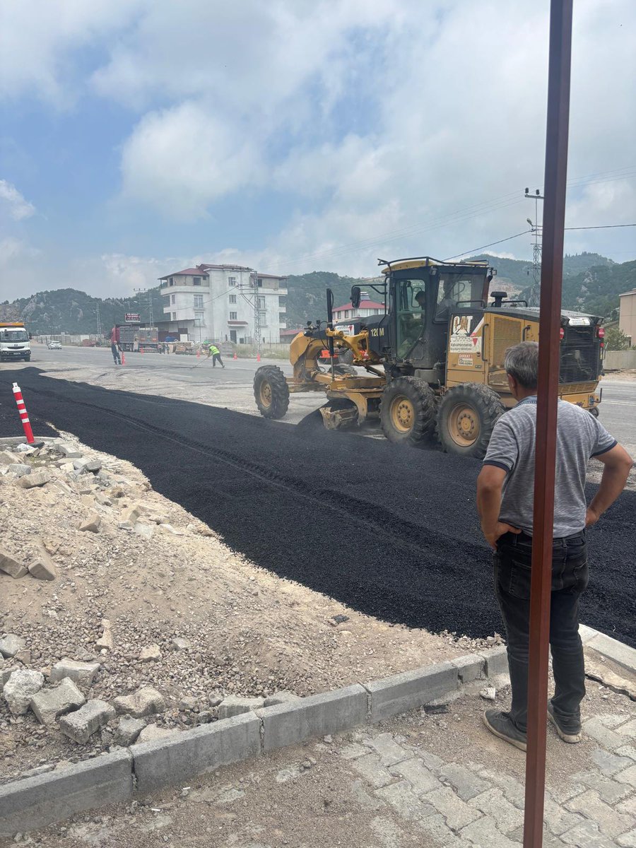 andirinmem's tweet photo. MTSK Parkurunda  deformasyona uğrayan park alanında bakım  çalışmaları yürütülmüştür.  Desteklerini ve katkılarını esirgemeyen Büyükşehir Belediye Başkanımız Sayın Fırat GÖRGEL ve ekibine, Andırın Belediye Başkanımız Sayın Ahmet Sinan GÖKŞEN ve ekibine şükranlarımızı sunuyoruz. https://t.co/qdlixNhGuL