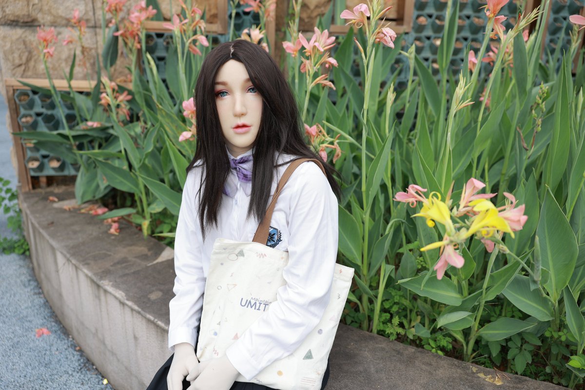 2ndskincovered's tweet photo. Thank you for giving me something so wonderfully different.
#dreammask #femalemask #doll #livingdoll #dollmask #zentai #zentaisuit #zentaigirl #mask #masking #bodysuit #skintight https://t.co/vyd4ovpm0F