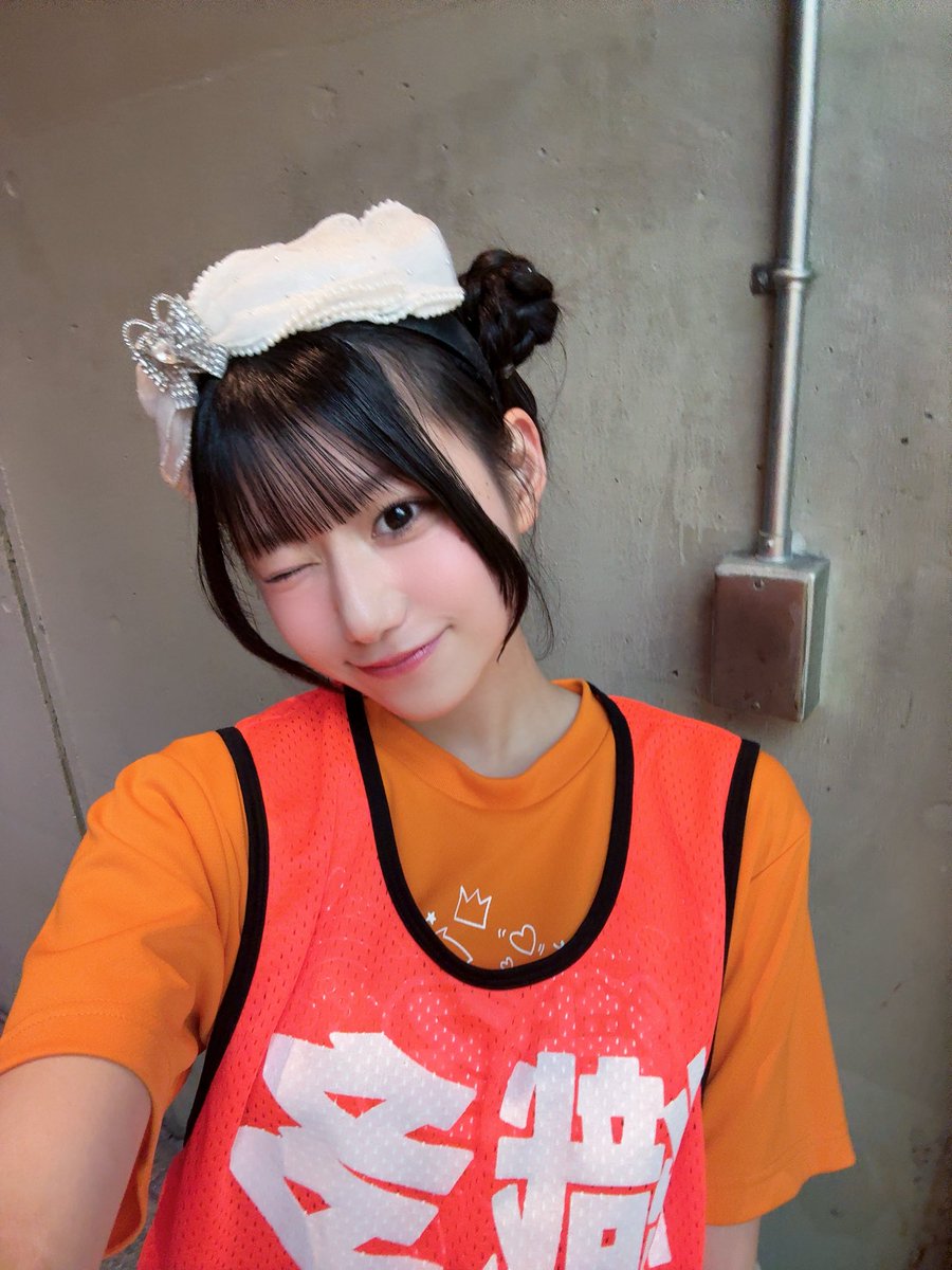 rizu_orita's tweet photo. 大阪ワンマンライブありがとうございました😭😭😭本当にアチアチな時間で楽しかった😭😭😭またこの場所で皆さんに会えますように！！遠征までしてきてくれたみんなもありがとう🥹🥹明日はりずプロデュース神戸南！！皆さんぜひお待ちしてます！！！ありがとうございました！！ https://t.co/d0fGMLZ2CA
