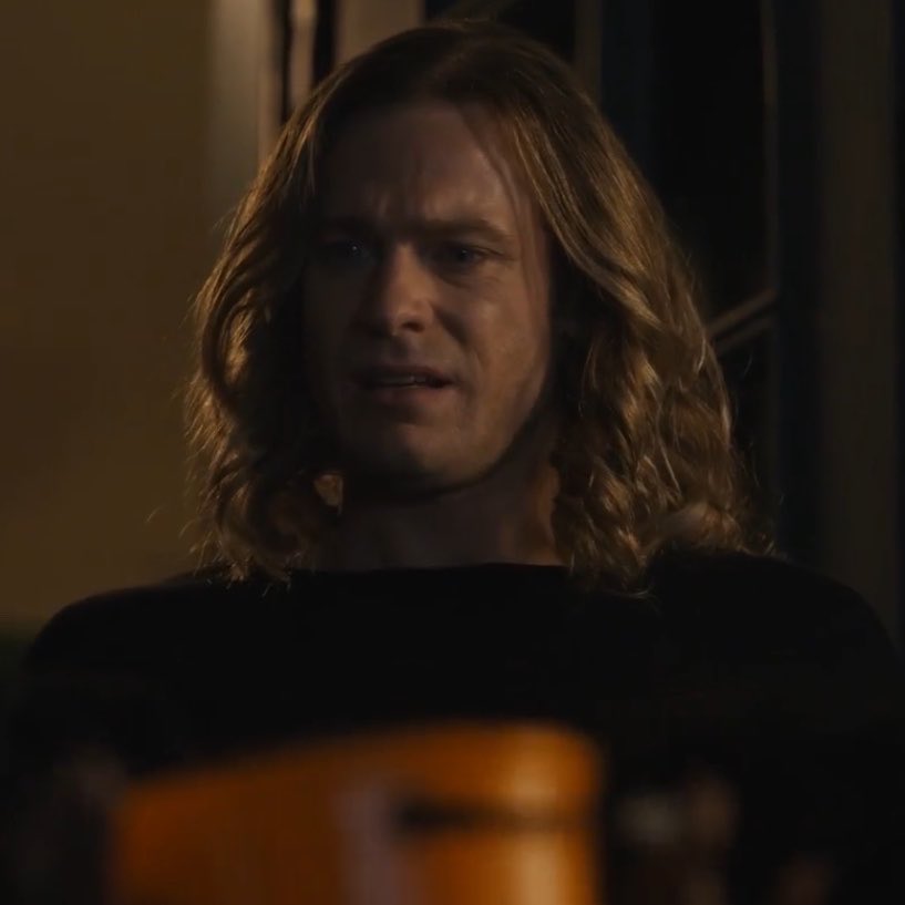 ⋆˚꩜｡⋆daily lestat ⋆˚꩜｡⋆ tweet media