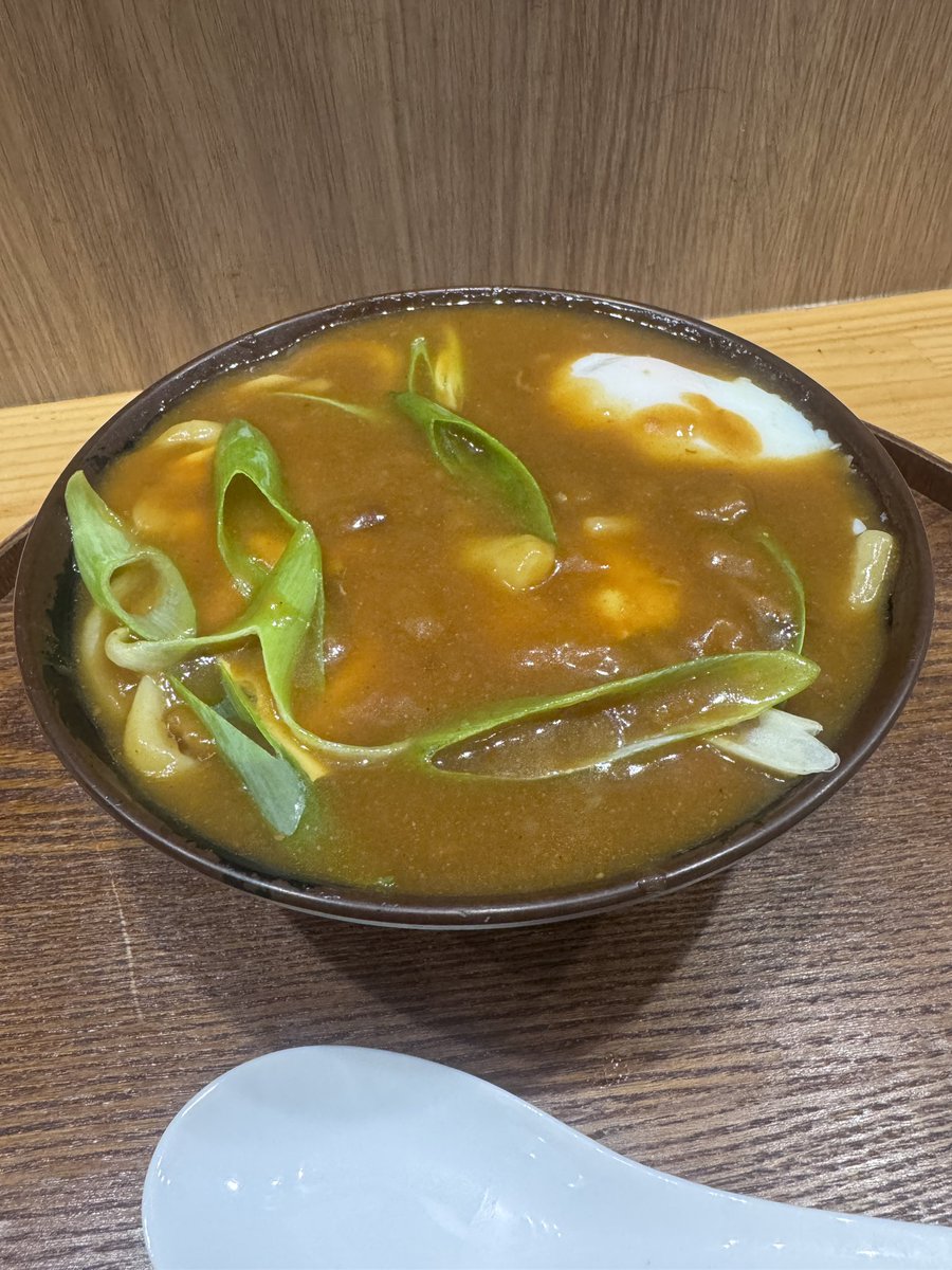beenotan36's tweet photo. オリほー！
温玉チーズカレーうどん https://t.co/3ZNufFr3Dl