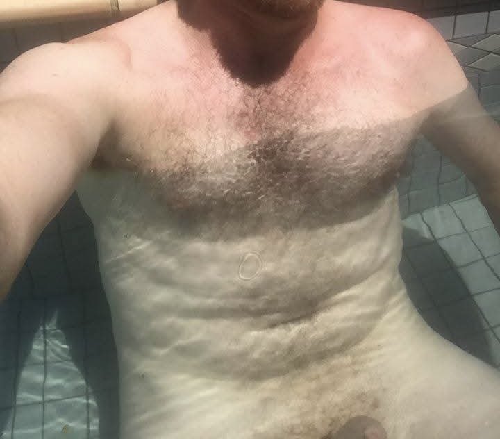 RegularNudeGuy1's tweet photo. #flashbackfriday to 10 years ago enjoying a nude outdoor spa #naked #nudist #nudism https://t.co/19PmuY7g8p