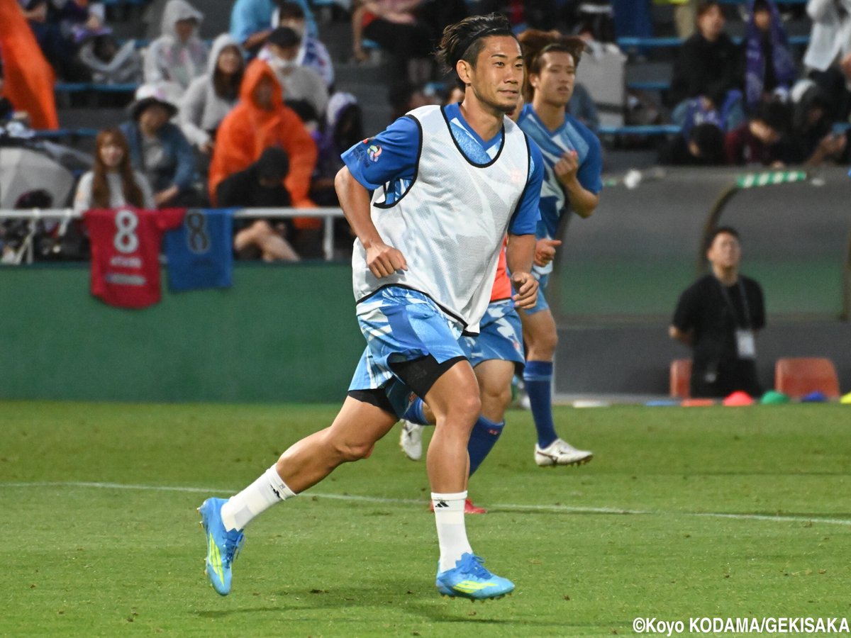 gekisaka's tweet photo. 香川真司が語る日本代表への期待、W杯直前の心境、遠藤離脱の想い…「初戦をいい形で勝ち抜いてほしい」

https://t.co/yW6U4uvHv0

#Ｊリーグ #ゲキサカ https://t.co/1u32syBMDl