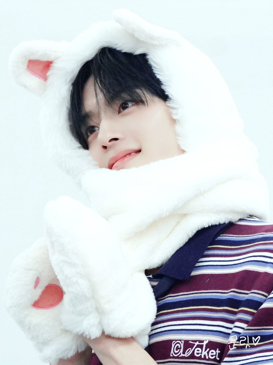 Moonlit_125's tweet photo. 260612 pre

#강민 #유강민 #KANGMIN #カンミン
#VERIVERY #베리베리 https://t.co/AmMQa2UKqC