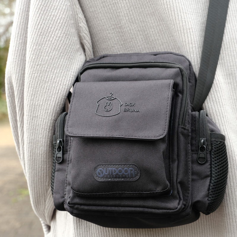miffyhouse_info's tweet photo. あまりにもユニークすぎて、初回あっという間に完売してしまった幻のアイテム

“リュックのふりしたショルダーバッグ”
 https://t.co/zNqaeoTI4o 

奇跡的に再度ご用意が叶いました
というか、無理言って作って頂きました

おそらくまたとない機会、ぜひお見逃しなく https://t.co/M3afa9iyNN