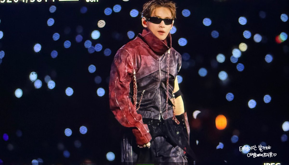 ASOMETAETAE1230's tweet photo. 260612 부산콘서트
김태형 머리봐여ㅜㅜ
#뷔 #태형 #방탄소년단 #V #bts @BTS_twt https://t.co/qL7oXzOX9A