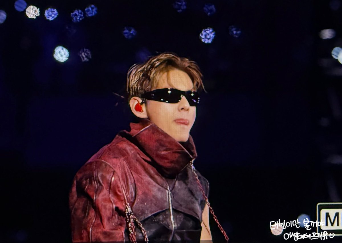 ASOMETAETAE1230's tweet photo. 260612 부산콘서트
김태형 머리봐여ㅜㅜ
#뷔 #태형 #방탄소년단 #V #bts @BTS_twt https://t.co/qL7oXzOX9A