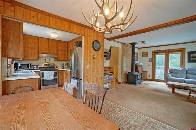 todd_realty's tweet photo. Nothing is hotter than townhomes in Ouray!!  Lock up the ability to have a place to stay in town while covering your costs. This unit's in the same complex I own a lucrative STR.  
570k!
Great buy!!
Click Here to View Listings https://t.co/k0LMmWLcPp