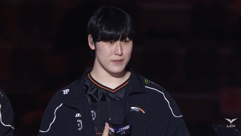 gumayusinism's tweet photo. IT'S GONNA BE ZEKA'S FIRST MSI 🥺🥺🥺 https://t.co/LylmfkD6Kn