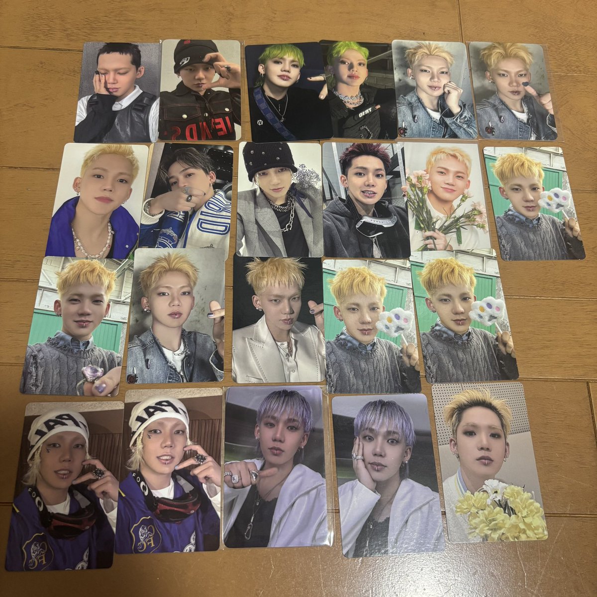 jun_sooo_'s tweet photo. TREASURE NEW WAV トレカ 買取 交換

譲▶️画像トレカ（リプ欄に続きます）

求▶️買取

PayPay、銀行振込、メルカリ対応可(+手数料)
ご希望のトレカと金額DMにてご提示お願いいたします🙇‍♀️
お気軽にお声掛けください！！

#TREASURE買取 #TREASURE交換 https://t.co/4g17U43Jdb
